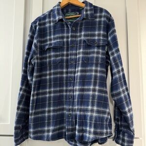 Woolrich Button Down Flannel Shirt Blue/White Plaid w/ Pockets on sides Men’s Lg